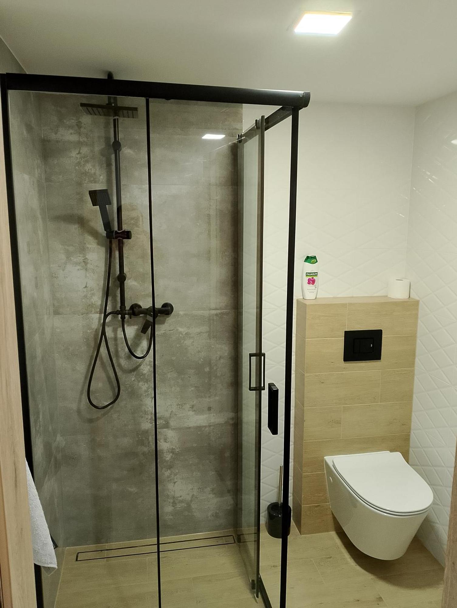 Apartament Z Ogrodem Przemyśl Buitenkant foto