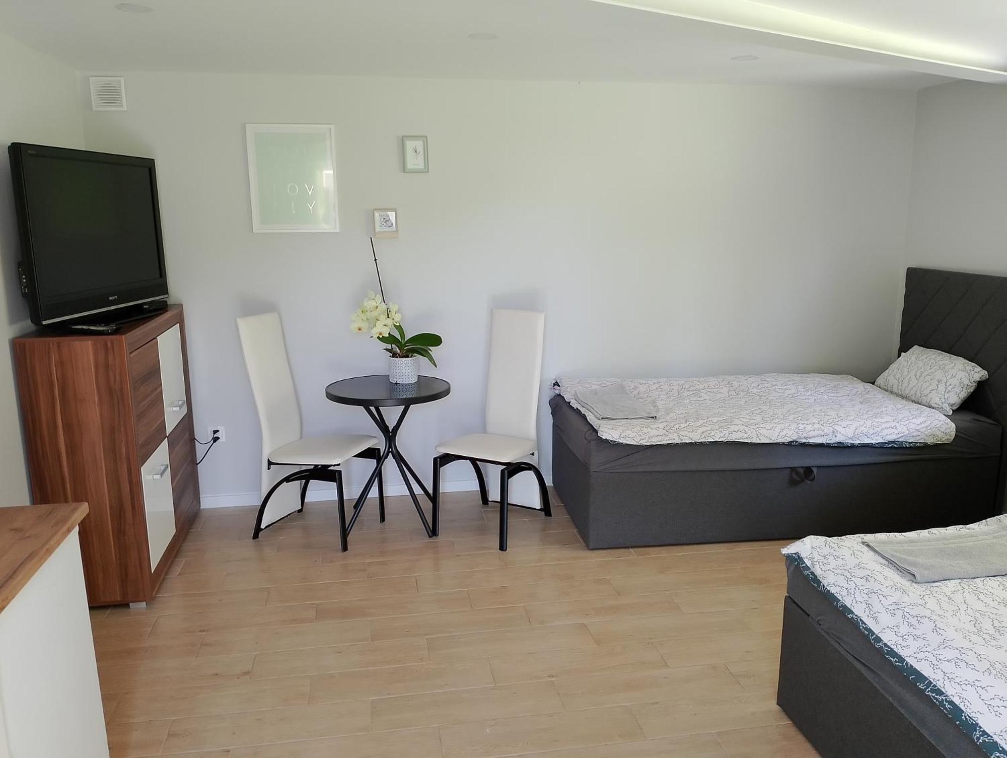 Apartament Z Ogrodem Przemyśl Buitenkant foto