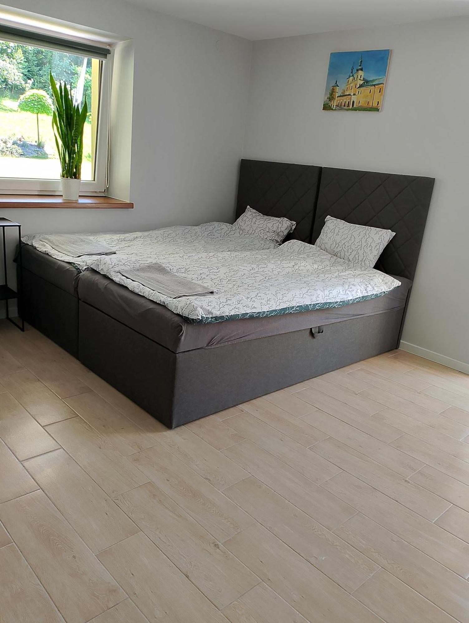 Apartament Z Ogrodem Przemyśl Buitenkant foto