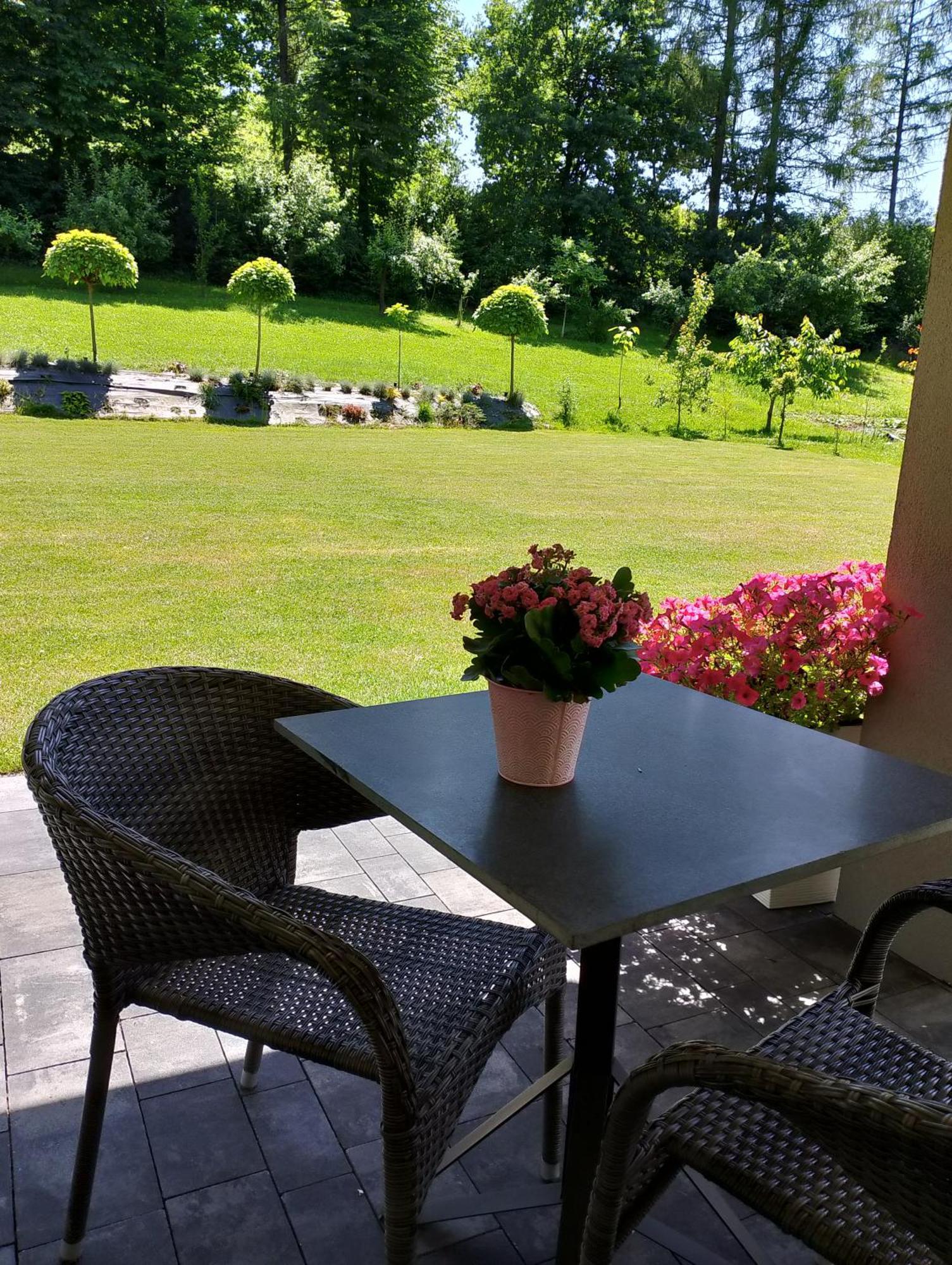 Apartament Z Ogrodem Przemyśl Buitenkant foto